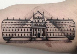 Tatuagens do Museu do Louvre - O Museu Mais Famoso do Mundo