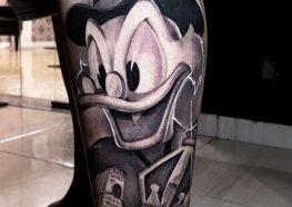 Scrooge McDuck  Desenhos de tatuagem de anjo, Tio patinhas